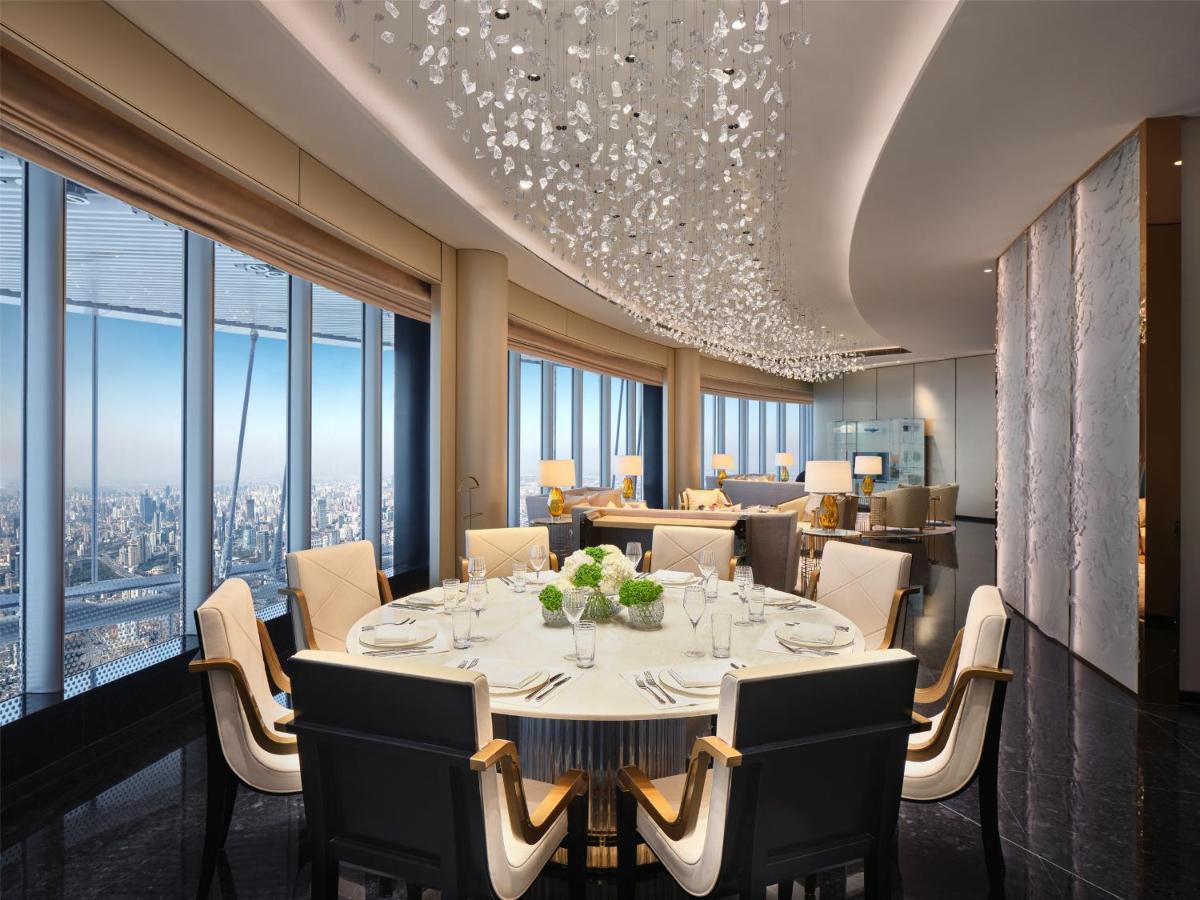 Khách sạn J Hotel, Tower - Above Else, Overlooking The Bund