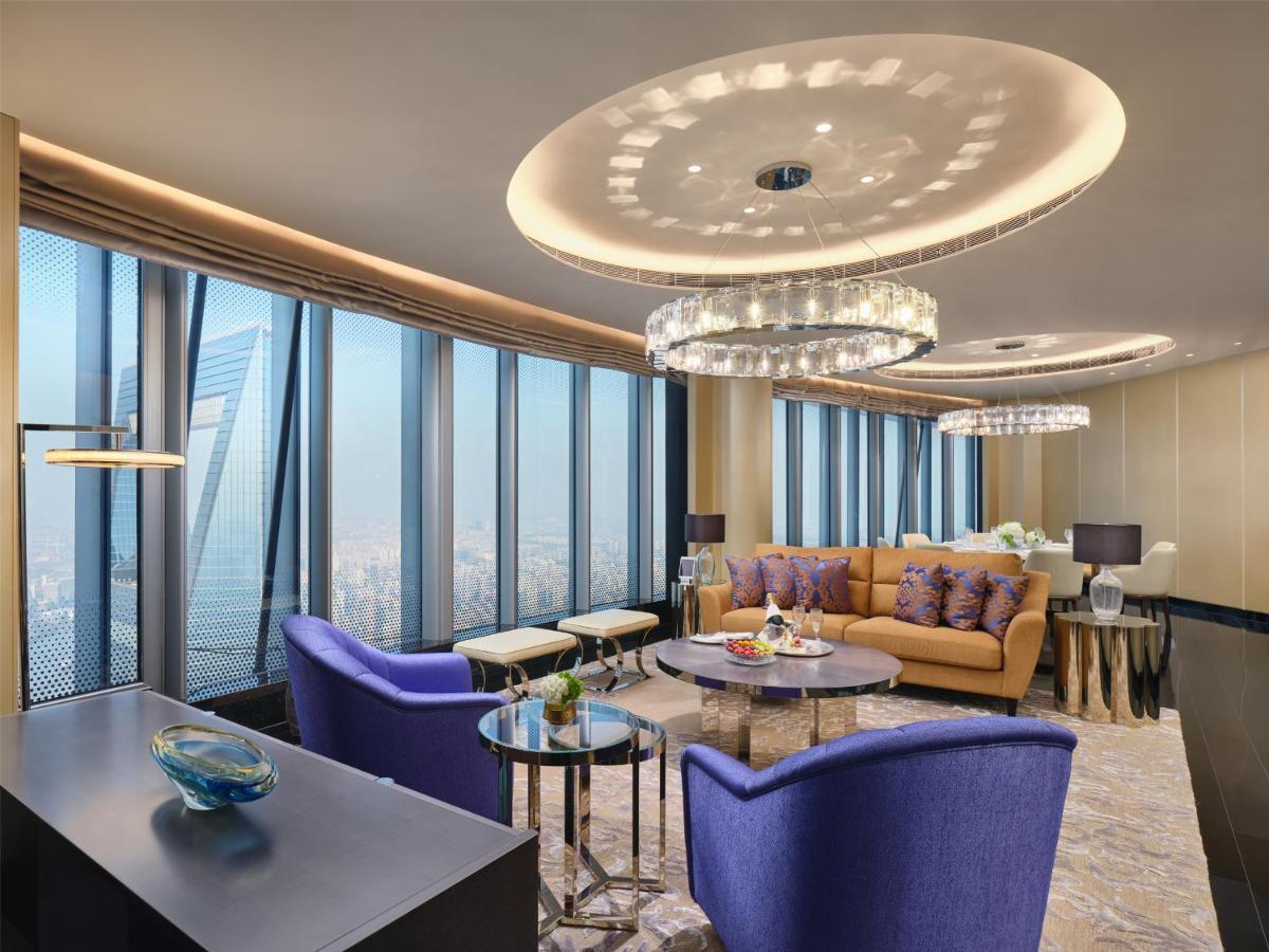 J Hotel, Tower - Above Else, Overlooking The Bund Khách sạn 5*