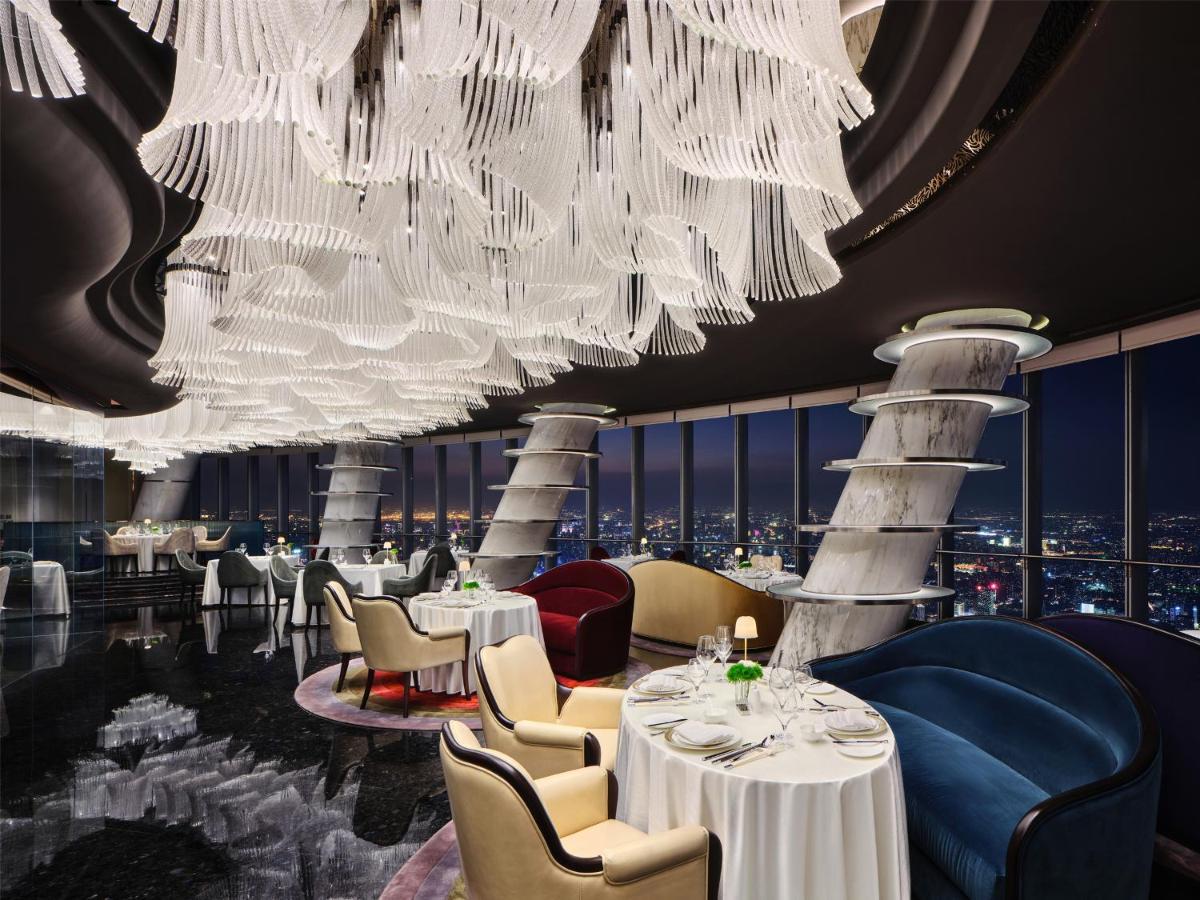 Khách sạn J Hotel, Tower - Above Else, Overlooking The Bund